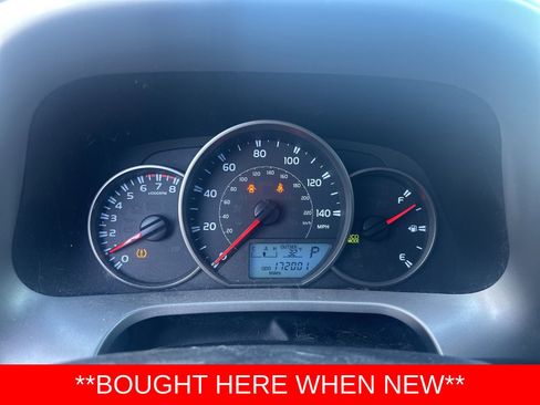 Used 2016 Toyota RAV4 LE image 2