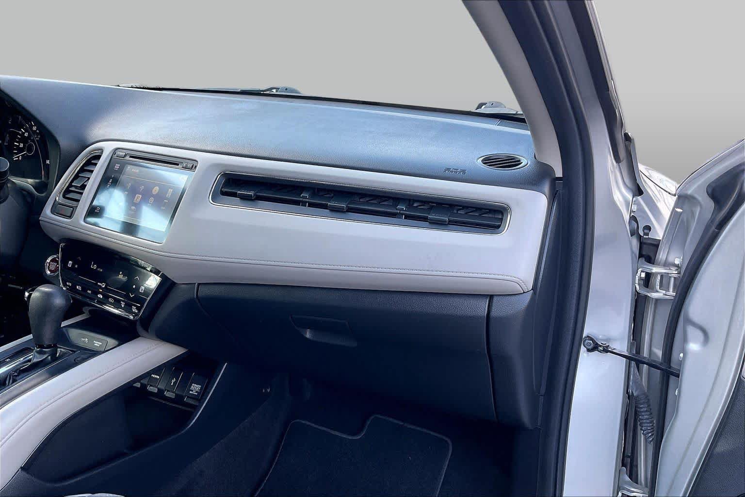 Used 2016 Honda HR-V EX image 18