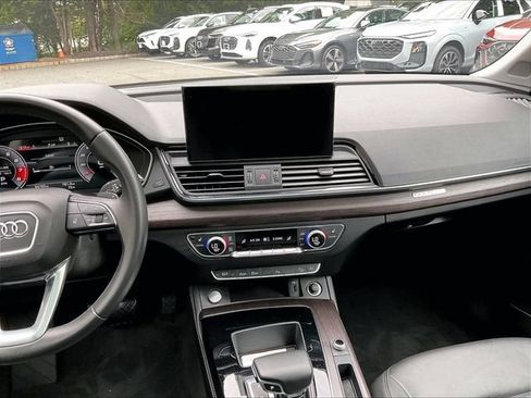 Used 2021 Audi Q5 2.0T Premium Plus AWD/4WD image 15