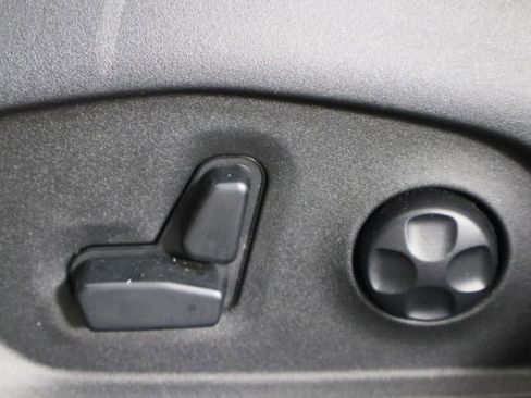 Used 2019 Jeep Compass Latitude w/ Popular Equipment Group image 24