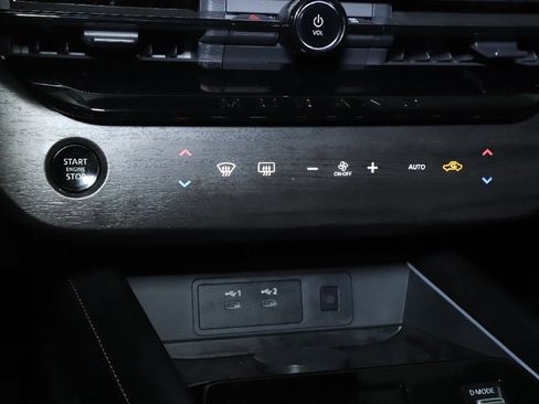Certified 2026 Nissan Murano SL AWD/4WD image 30