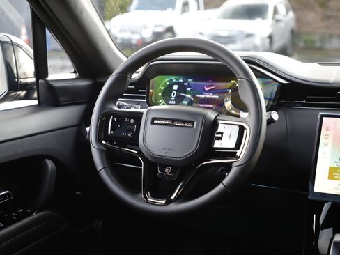 Certified 2025 Land Rover Range Rover Sport S image 15