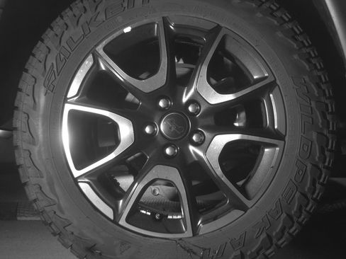 Used 2025 Jeep Compass Trailhawk AWD/4WD image 15