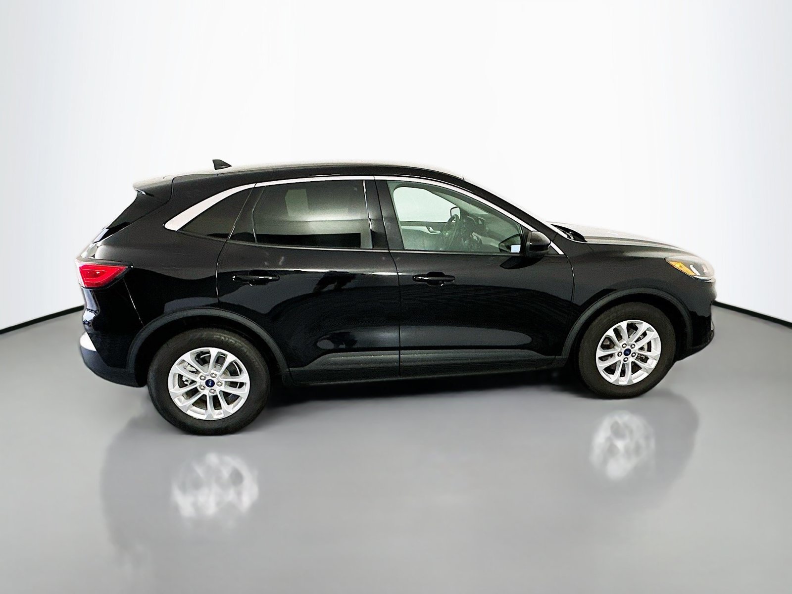 Used 2021 Ford Escape SE FWD image 8