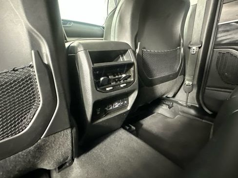 Certified 2023 Jeep Grand Cherokee Limited w/ Black Appearance Package AWD/4WD image 20