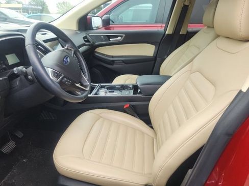 Used 2020 Ford Edge SEL w/ Convenience Package AWD/4WD image 2