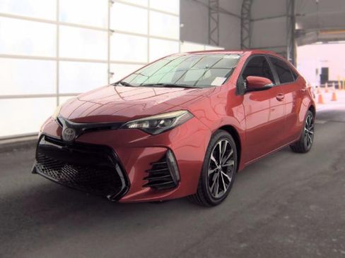 Used 2019 Toyota Corolla SE FWD image 1