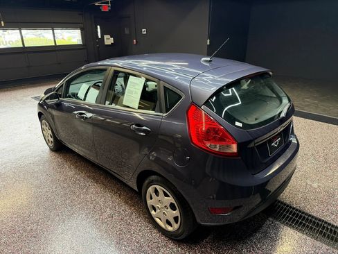 Used 2013 Ford Fiesta S w/ Convenience Pkg FWD image 7