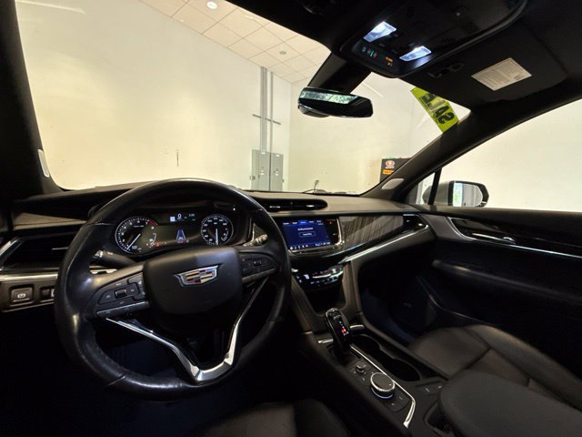 Used 2023 Cadillac XT6 Premium Luxury AWD/4WD image 11