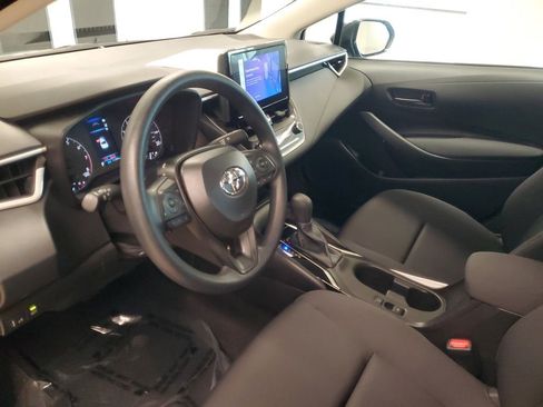 Used 2025 Toyota Corolla LE image 15