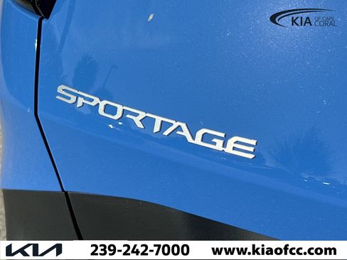 New 2026 Kia Sportage EX w/ EX Panorama Roof Package FWD image 11