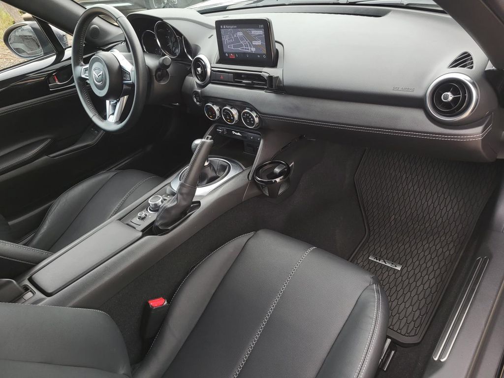 Certified 2023 MAZDA MX-5 Miata Grand Touring w/ Weather Package RWD image 8
