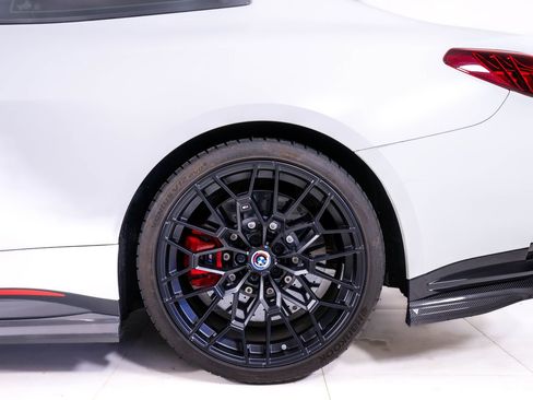 Used 2023 BMW M4 CSL image 15