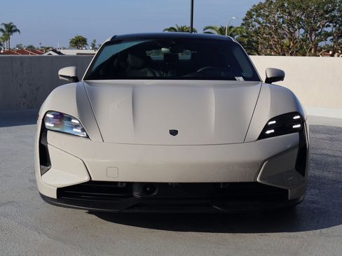 New 2025 Porsche Taycan Turbo AWD/4WD image 6