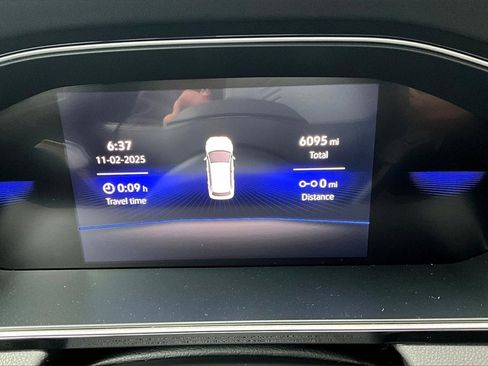 Used 2025 Volkswagen Jetta Sport image 17