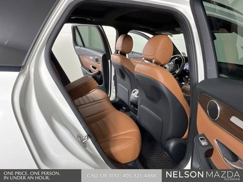 Used 2022 Mercedes-Benz GLC 300 4MATIC image 15