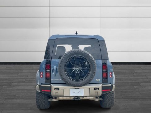 Used 2021 Land Rover Defender 110 X-Dynamic HSE image 4