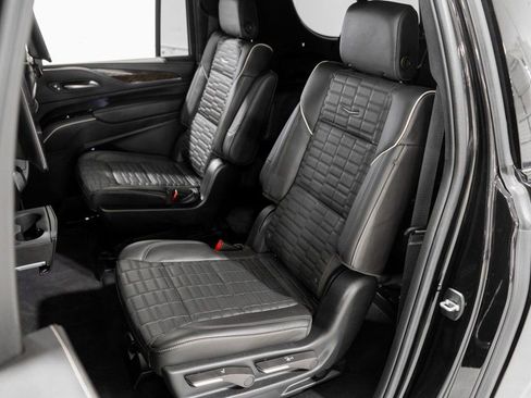 Used 2024 Cadillac Escalade ESV Sport Platinum w/ LPO, ONYX Package image 24