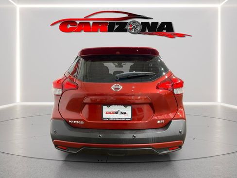 Used 2020 Nissan Kicks SR image 4