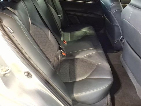 Used 2021 Toyota Camry XSE FWD image 13