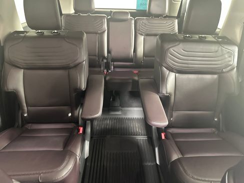 New 2026 Ford Expedition Max Platinum w/ Platinum Ultimate Package AWD/4WD image 24