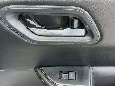 Used 2026 Nissan Rogue SV image 30