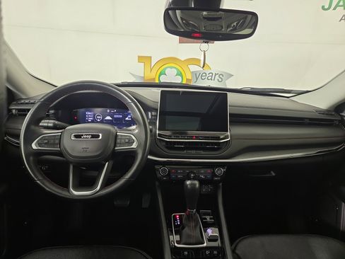 Used 2022 Jeep Compass Trailhawk w/ Trailhawk Elite Group image 13