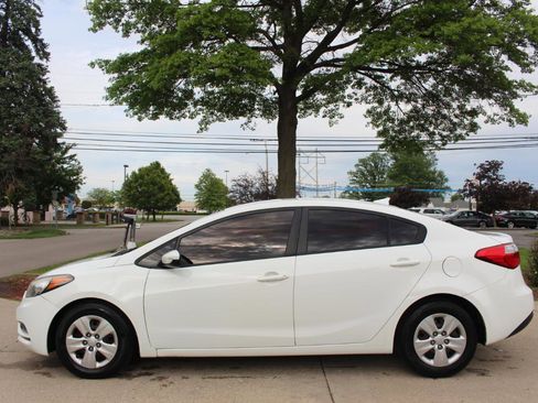 Used 2016 Kia Forte LX FWD image 6