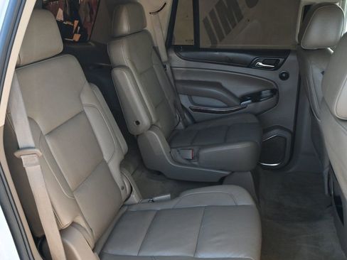 Used 2015 GMC Yukon SLT w/ Open Road Package image 15