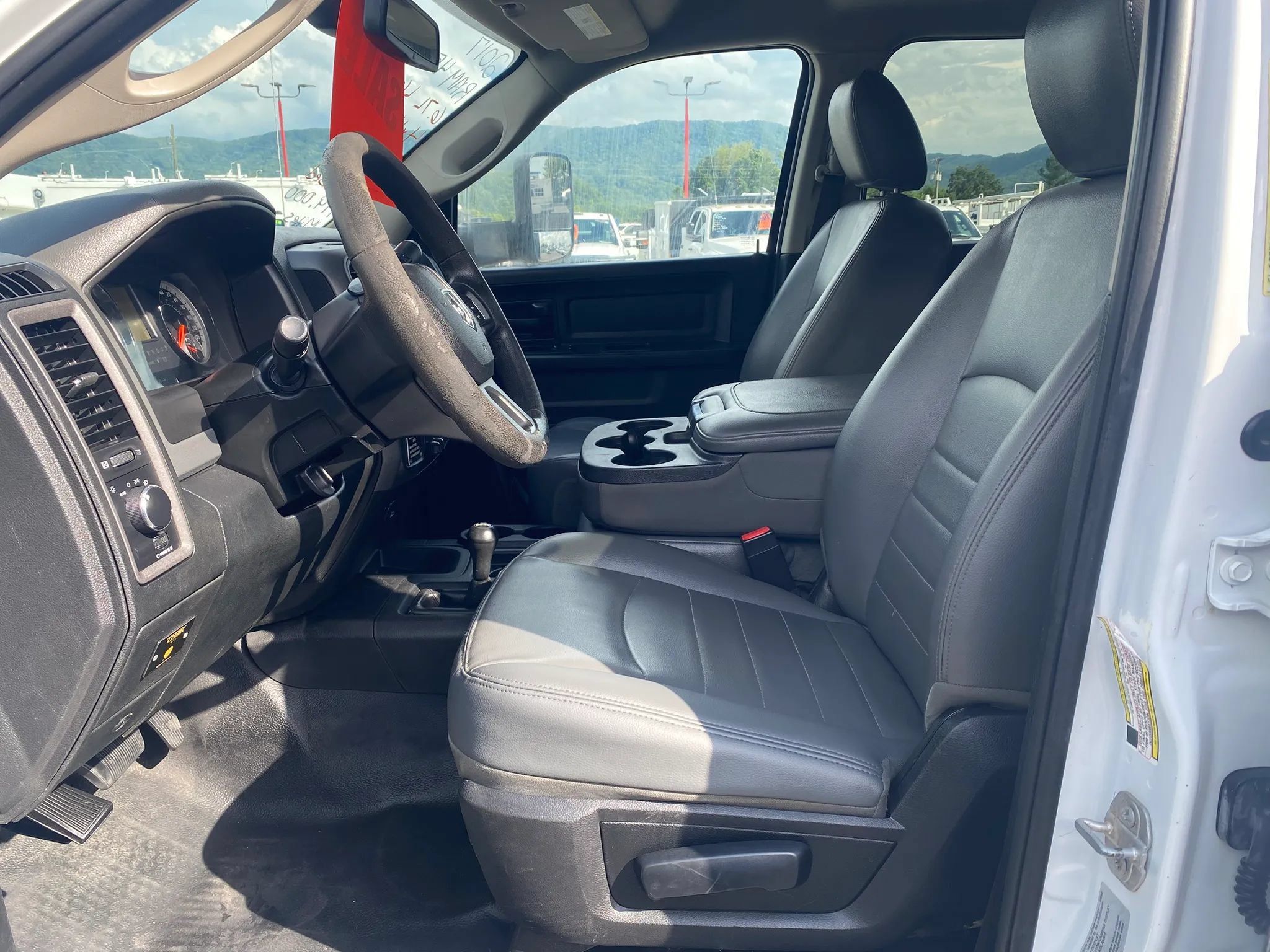 Used 2017 RAM 4500 Tradesman AWD/4WD image 10