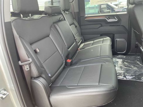 New 2026 GMC Sierra 2500 Denali w/ Denali Reserve Package AWD/4WD image 29