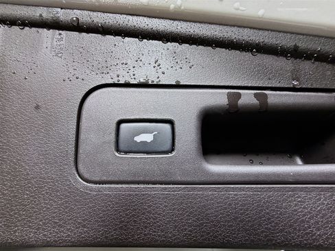 Used 2018 Acura MDX FWD w/ Technology Package image 42