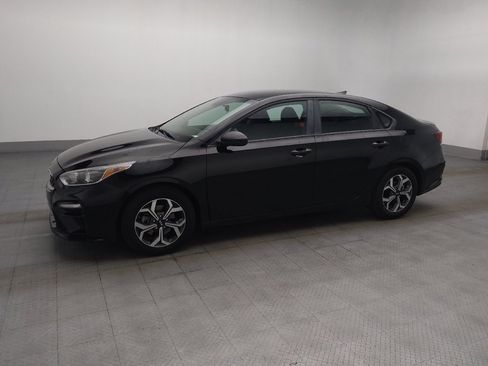 Used 2019 Kia Forte LXS FWD image 2