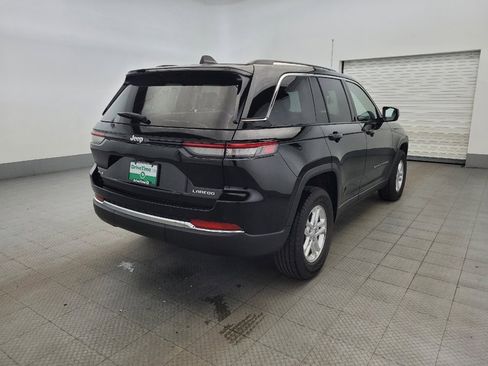 Used 2023 Jeep Grand Cherokee Laredo w/ Luxury Tech Group I image 9