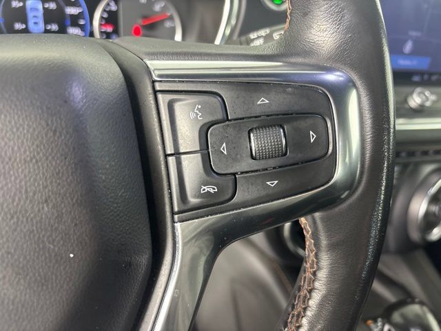 Used 2019 Chevrolet Blazer Premier w/ Sun and Wheels Package AWD/4WD image 18