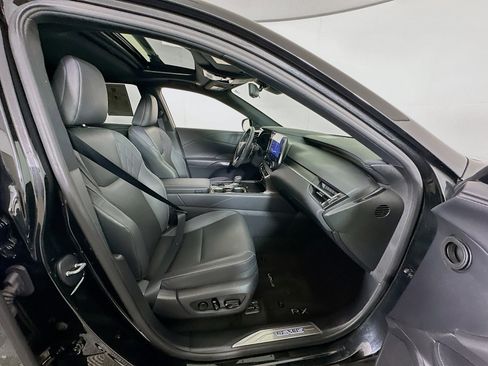 Used 2023 Lexus RX 350 Premium image 34