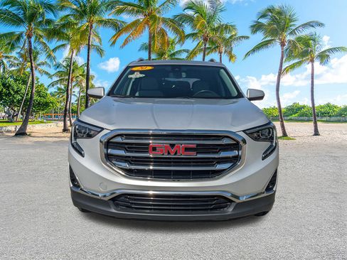 Used 2020 GMC Terrain SLT w/ Preferred Package image 10