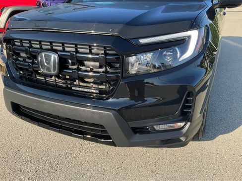 Used 2024 Honda Ridgeline Black Edition image 26