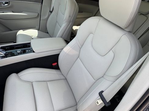 New 2026 Volvo XC90 B6 Ultra image 14