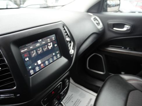 Used 2020 Jeep Compass Latitude image 13