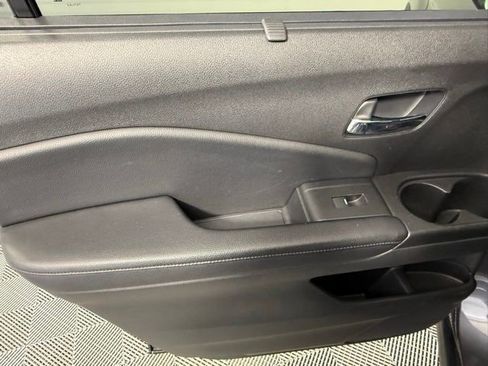 Used 2019 Honda Pilot Touring image 34