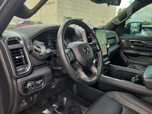 Used 2022 RAM 1500 Limited AWD/4WD image 33