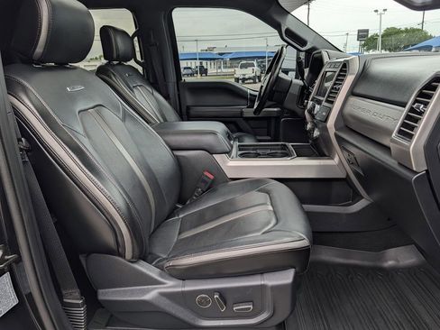 Used 2021 Ford F450 Platinum w/ FX4 Off-Road Package AWD/4WD image 35