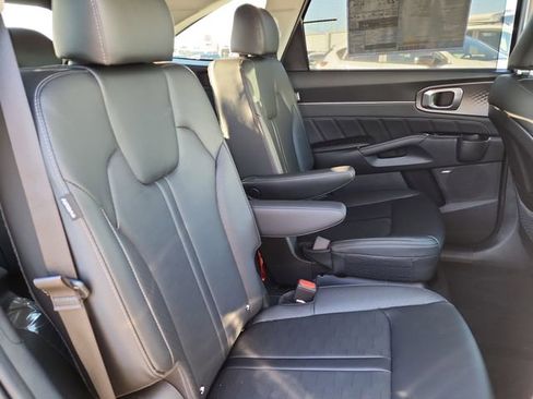 New 2026 Kia Sorento SX FWD image 18
