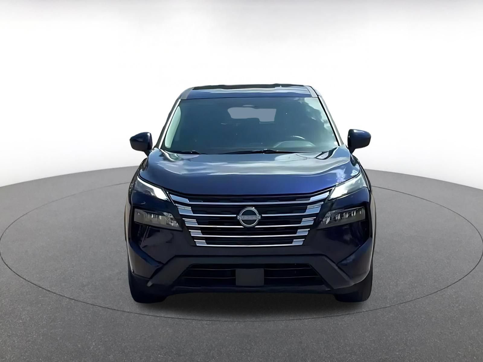 Used 2026 Nissan Rogue SV FWD image 4
