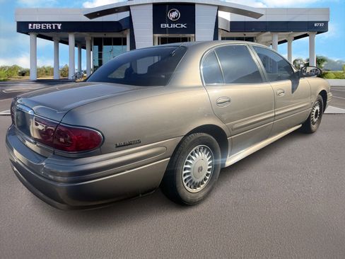Used 2001 Buick Le Sabre Custom w/ Prestige Pkg image 2