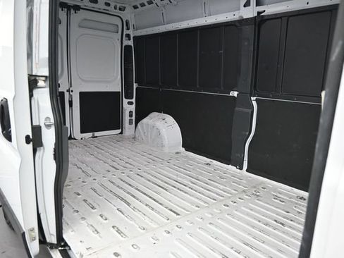Used 2023 RAM ProMaster 2500 w/ Interior LED Lighting Group FWD image 13