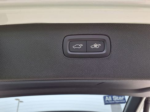 New 2026 Volvo XC90 B6 Ultra w/ Lounge Package AWD/4WD image 12