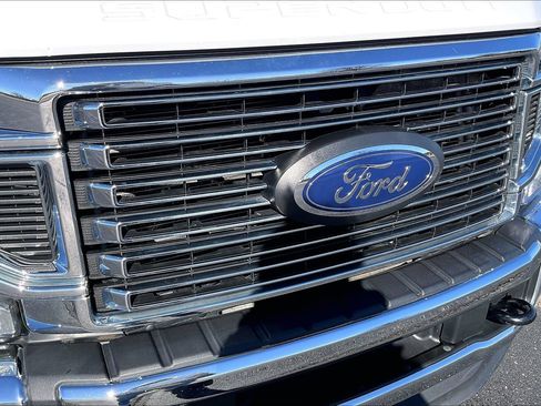 Used 2022 Ford F350 XLT image 26