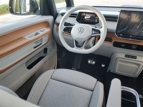 New 2025 Volkswagen ID. Buzz 1st Edition image 5